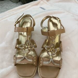 ANTONIO MELANI Tan and Gold Sandals